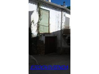 Casa a Nevada. Casa de pueblo en venta en laroles