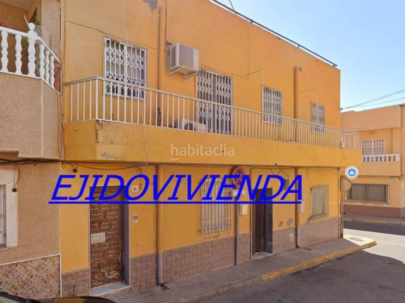 Foto dcaef5f3-311e-4d98-b20e-173de7dd61a7. Casa  sobre local ocupada en Ejido Sur Ejido (El)
