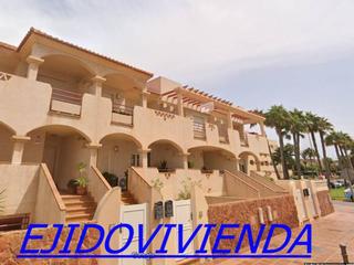 Casa en Almerimar. Ocupada inversores