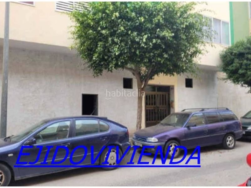 Foto 42c372d8-717b-4028-89c5-b09b09b48cc9. Local comercial a Plaza de la Luz Ejido (El)