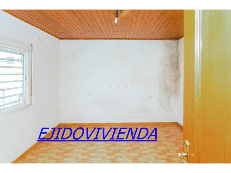 Foto f5b4bd1c-b910-4012-8567-859ca827e163. Maison dans Berja