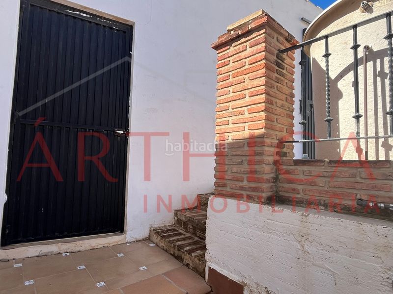 Foto 483c2d47-3097-42dd-80a9-2f375706575b. Casa a schiera con camino parcheggio in Valle de Abdalajís