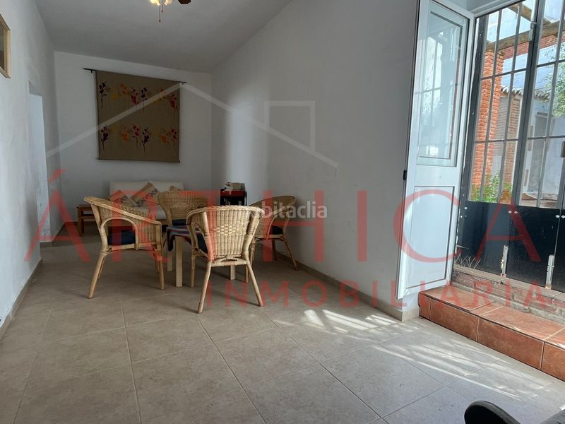 Foto c5131d01-15f6-4123-9c5e-b79e4cb1e317. Casa a schiera con camino parcheggio in Valle de Abdalajís