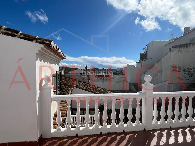 Foto d5e72bce-7791-4a06-81e7-76f97d8c38cf. Casa a schiera con camino parcheggio in Valle de Abdalajís