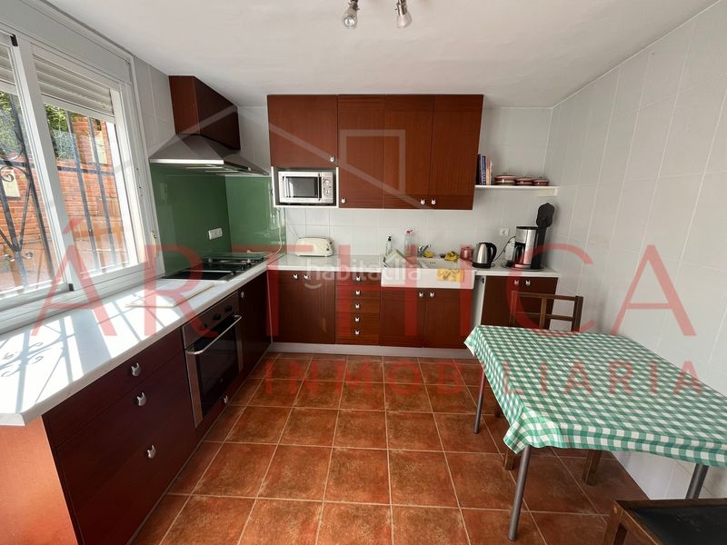Foto f5382677-01d7-45c8-9dc5-9eb40b5a21de. Casa a schiera con camino parcheggio in Valle de Abdalajís