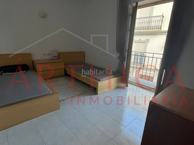 Foto fac0a877-381d-44e3-95e6-290bfeb35960. Casa a schiera con camino parcheggio in Valle de Abdalajís