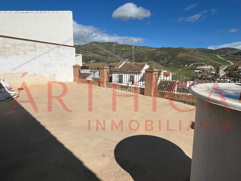 Foto 9bd161ce-51a9-4e0e-84f9-8c261deb854d. Maison jumelée avec cheminée parking dans Valle de Abdalajís