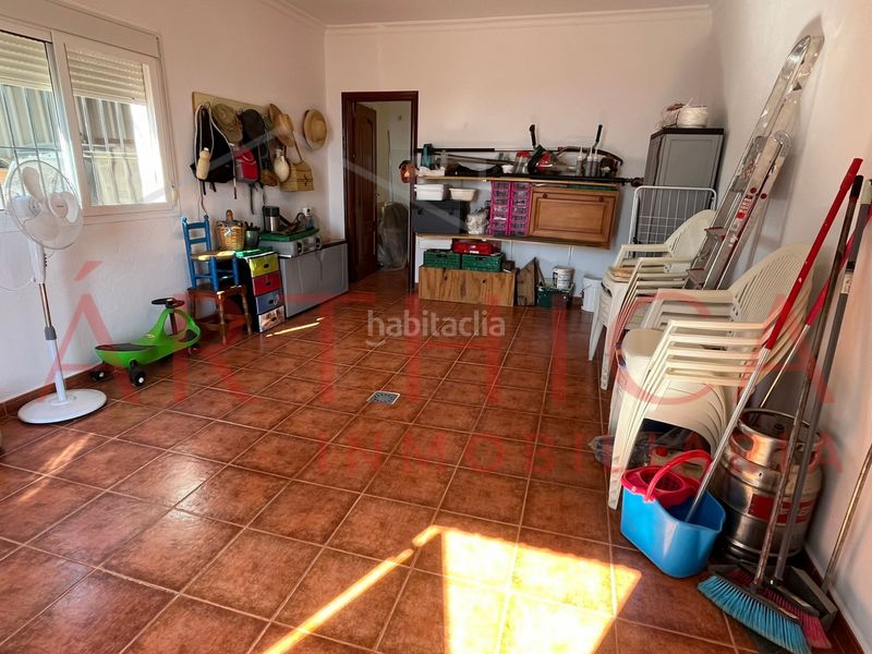 Foto 8513d7fc-3269-43a4-be2a-973b6df61947. Chalet avec cheminée parking dans Álora
