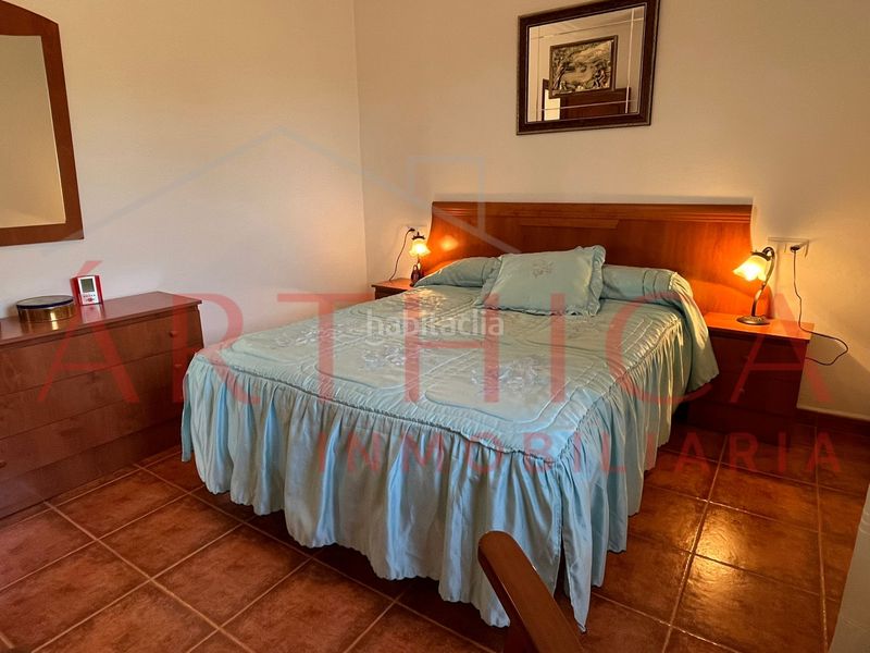 Foto 8d7bd6fc-fe9d-46b1-812f-43f407ad5260. Chalet avec cheminée parking dans Álora