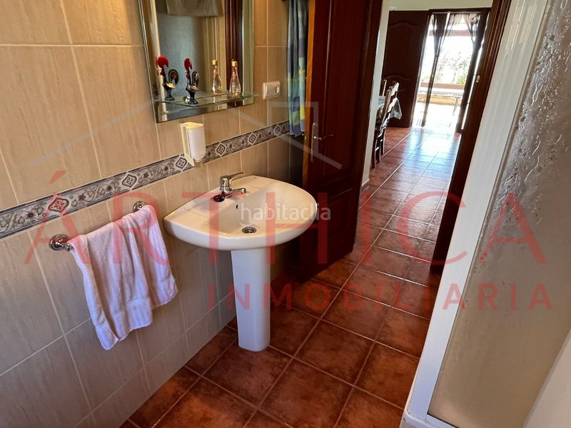 Foto 9dccb0b1-3fd4-49dd-8772-d4194da3c588. Chalet avec cheminée parking dans Álora