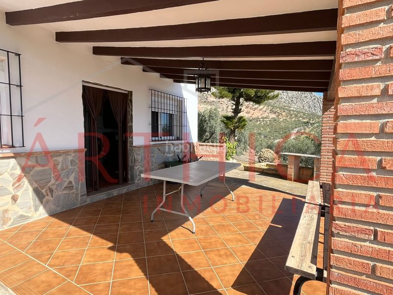 Foto a3be4381-5954-4570-b6e8-3248b0ac8145. Chalet avec cheminée parking dans Álora