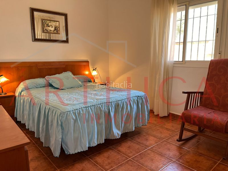 Foto b623cce9-561c-4e73-be61-247a2a3ec0db. Chalet avec cheminée parking dans Álora