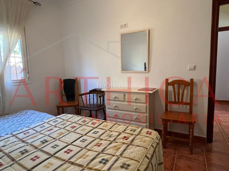 Foto dd317aed-f8b8-4a70-b844-c373eb0106cb. Chalet avec cheminée parking dans Álora