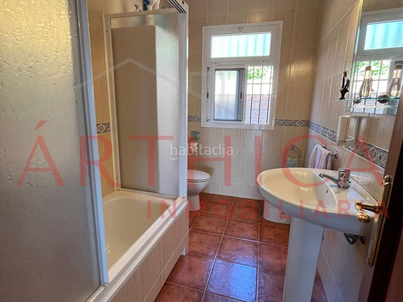 Foto ef04a16f-62e1-4c53-af49-c073eaa8b8ea. Chalet avec cheminée parking dans Álora