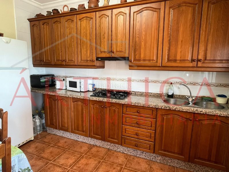 Foto f3ea2b77-c746-4740-8be2-62add00e0360. Chalet avec cheminée parking dans Álora