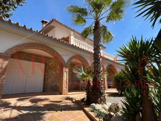 Chalet en Valle de Abdalajís
