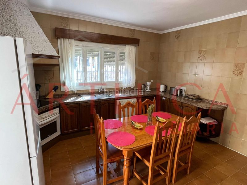 Foto 18e95a8f-52aa-4d2a-8139-a1b6765c10e5. Chalet con camino parcheggio piscina in Valle de Abdalajís