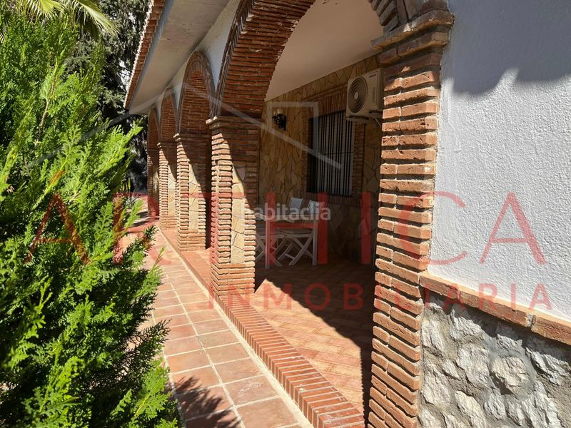 Foto 2fb7a59d-f1ad-455d-8240-c497eac8e7ac. Chalet con camino parcheggio piscina in Valle de Abdalajís