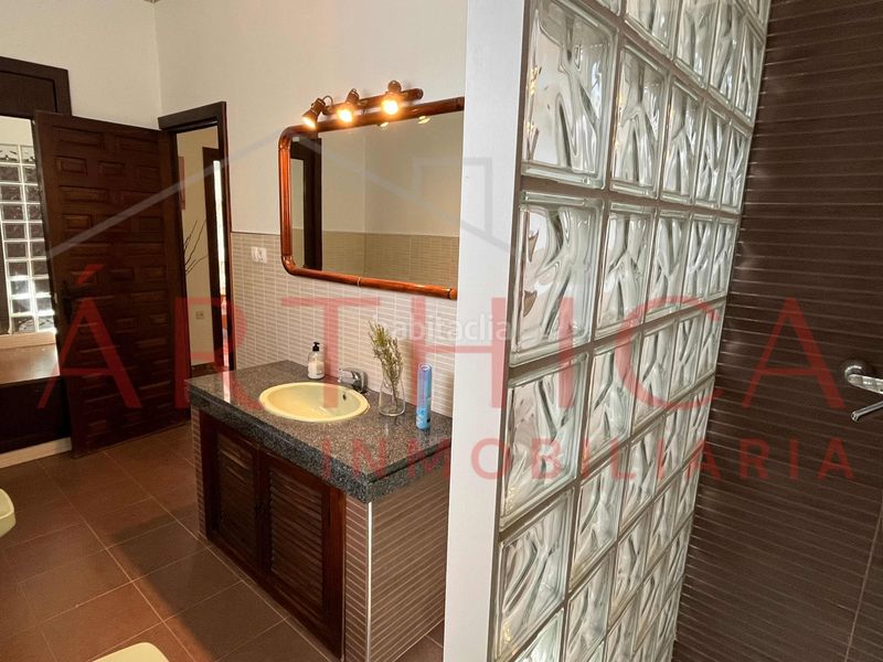 Foto 45131e74-c5cc-4123-93d8-6aa1b7f58616. Chalet con camino parcheggio piscina in Valle de Abdalajís