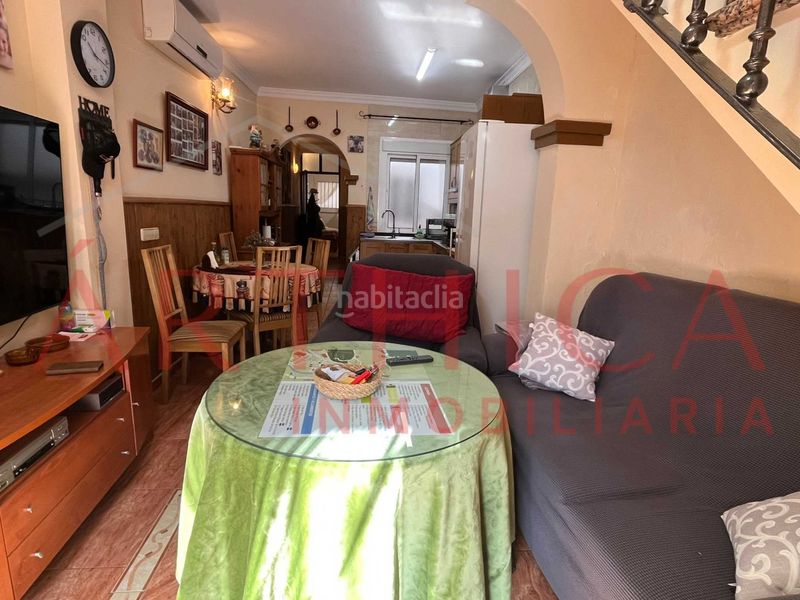 Foto 8195c08b-eb21-4a9e-bbd8-80f06255fd84. Casa a calle malaga 40 a Valle de Abdalajís
