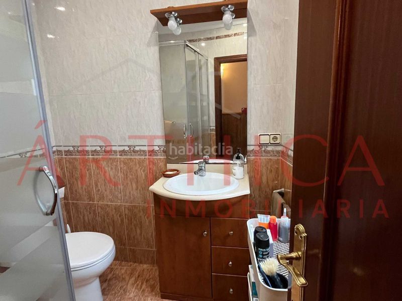 Foto b0258d4e-fcb7-4f67-8643-bce662c62871. Casa a calle malaga 40 a Valle de Abdalajís