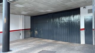 Posto auto in Carrer de Josep Irla 21
