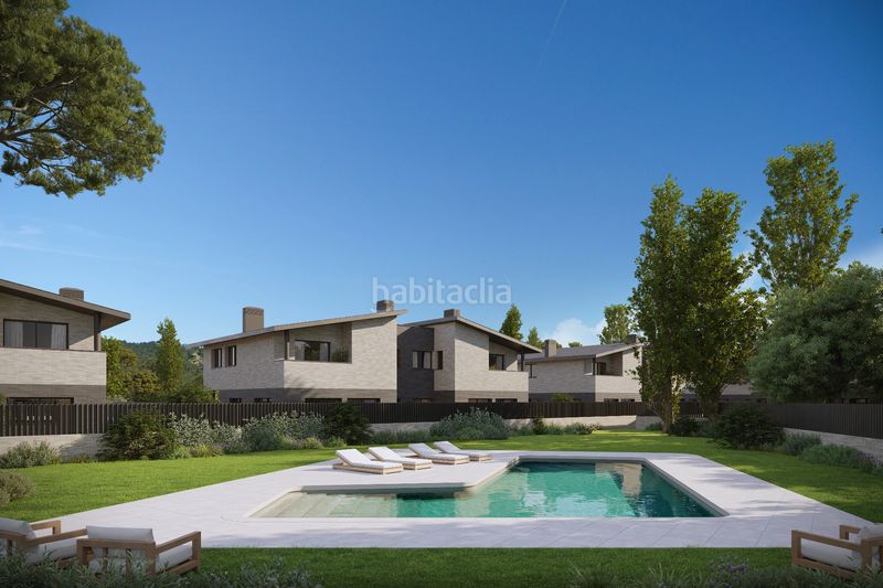 Foto 3d279bc5-3bbe-49af-ba43-450ca2377cf1. Casa aparellada 219m<sup>2</sup> amb xemeneia calefacció aparcament piscina a Begues