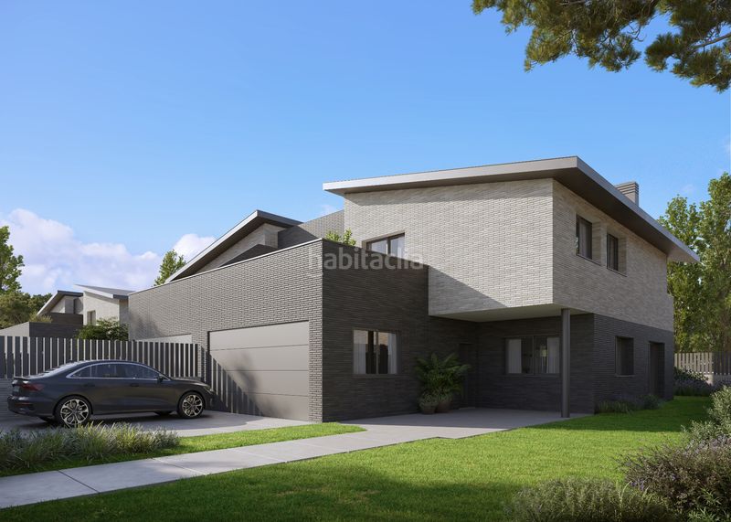 Foto e4d6b262-86b2-4394-bece-dabc3577776c. Casa aparellada 219m<sup>2</sup> amb xemeneia calefacció aparcament piscina a Begues