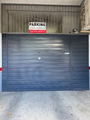 Car parking in Carrer de josep irla 19. Plaza de parking en venta en viladecans