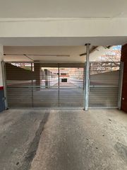 Parking voiture  Carrer de la mare de déu de montserrat 142. Plaza de parking en venta en viladecans