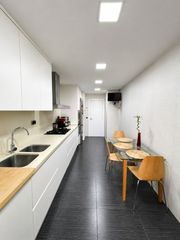 Flat in Diagonal-Colomeres. Piso a la venta en gavà