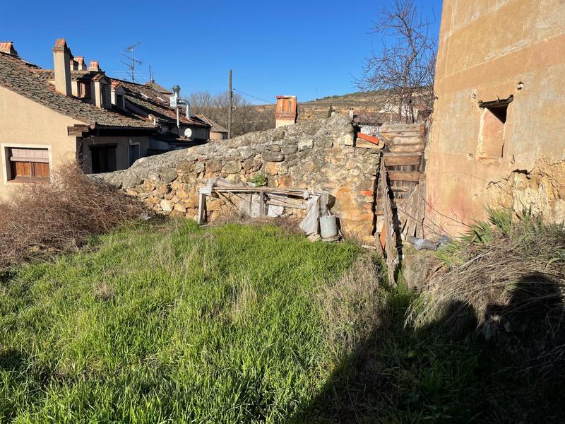 Foto cd28ba24-7b38-44d9-aa90-897da15c6265. Masia amb piscina a San Lorenzo - San Marcos Segovia
