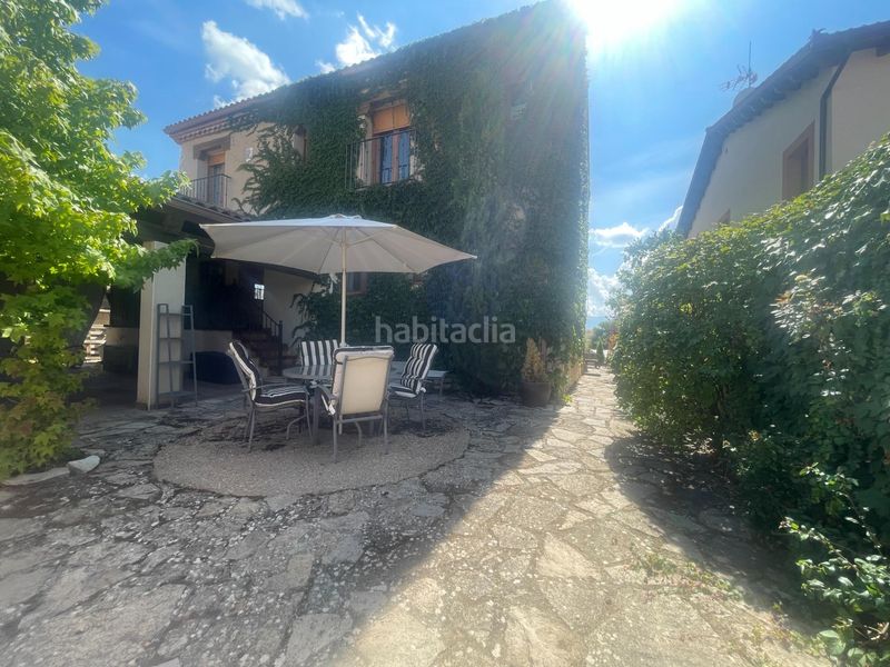 Foto 70e0b3c3-3341-4460-a3c3-bf633d8e9704. Xalet amb calefacció aparcament piscina a Lastrilla (La)
