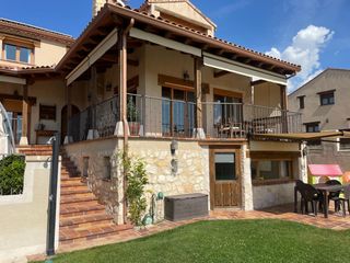 Xalet a Lastrilla (La). Se vende precioso chalet individual en el sotillo