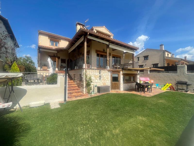 Foto 7a5b6eed-66db-4913-8ce4-497764eb7fe8. Chalet mit heizung parking pool in Lastrilla (La)