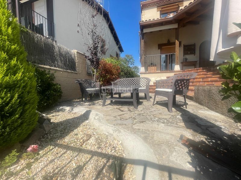 Foto 9f463173-9ce0-47d2-9039-f7a413df638e. Xalet amb calefacció aparcament piscina a Lastrilla (La)