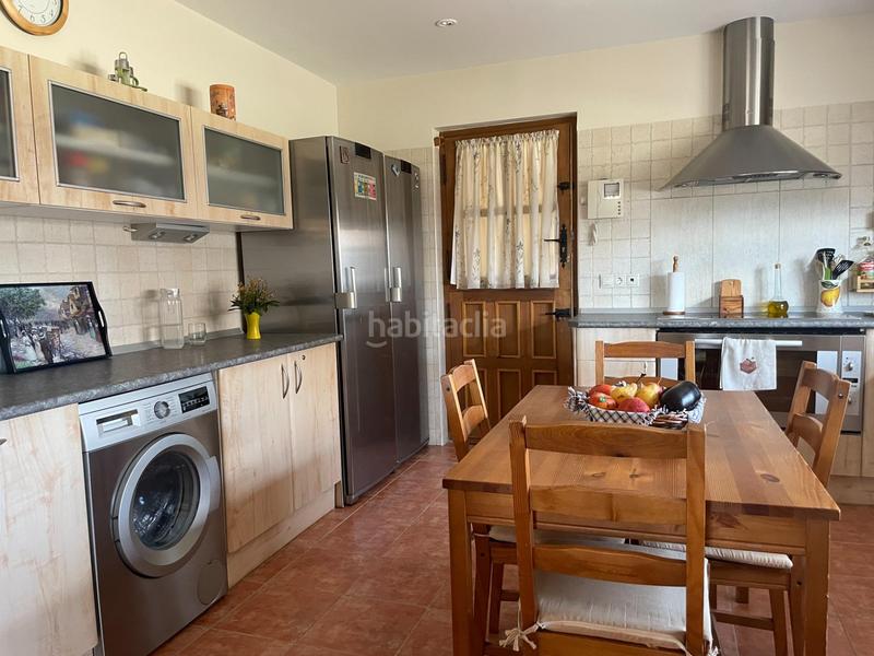 Foto f10c1e3e-9e3b-401a-a0f3-6dfcf3b8bc46. Chalet mit heizung parking pool in Lastrilla (La)