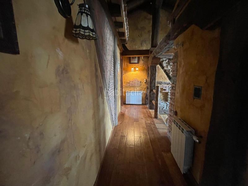 Foto 5b551730-c577-4955-ad7d-600f213dc25f. Casa amb calefacció a Sotosalbos