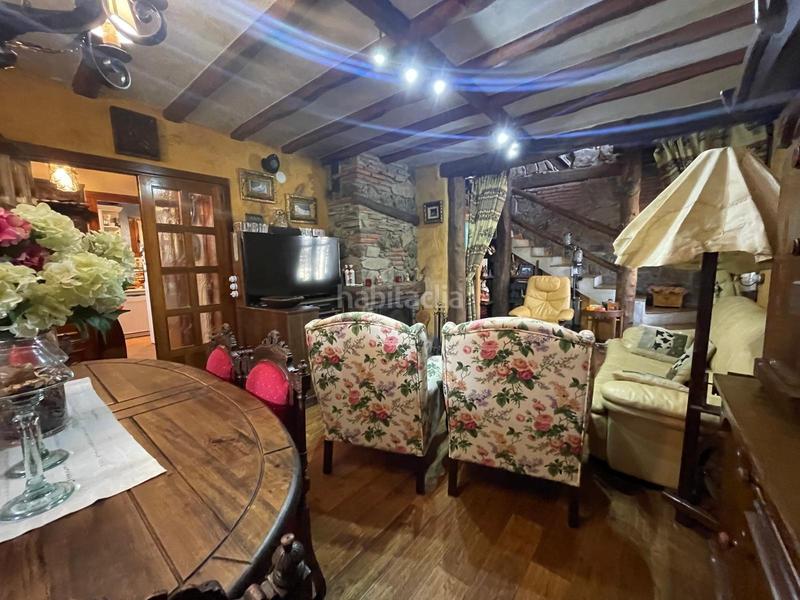 Foto 84fea240-8696-4f0a-b49e-b38fbb8a2bf1. Casa amb calefacció a Sotosalbos