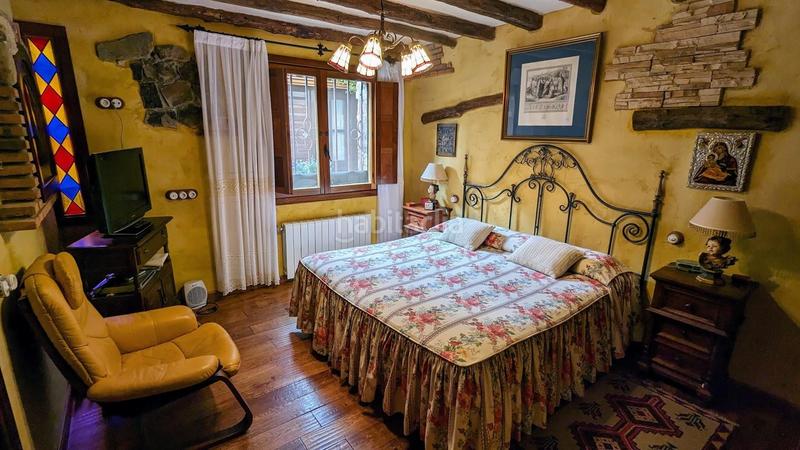 Foto a2609658-bce8-4b44-aeed-967bcb4ed21d. Casa amb calefacció a Sotosalbos