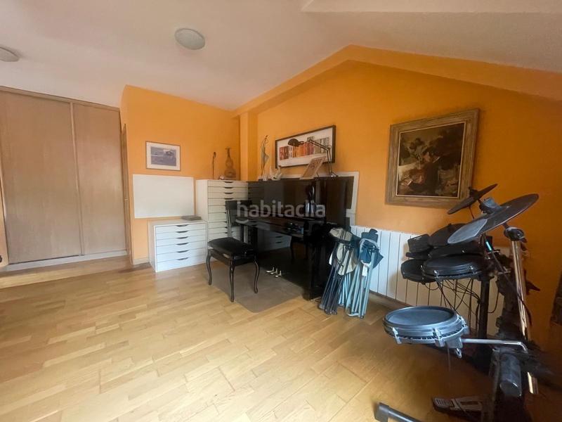 Foto 522ea304-efd0-4b95-bea0-770733b2506a. Casa aparellada amb calefacció aparcament a San Lorenzo - San Marcos Segovia
