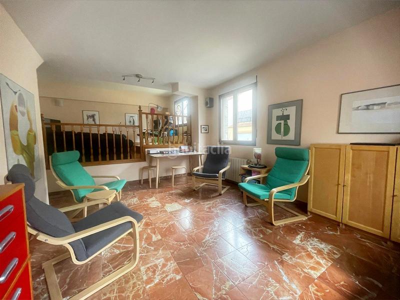 Foto 5713fd37-bd90-482a-8d55-9f2ba8e370b5. Casa aparellada amb calefacció aparcament a San Lorenzo - San Marcos Segovia
