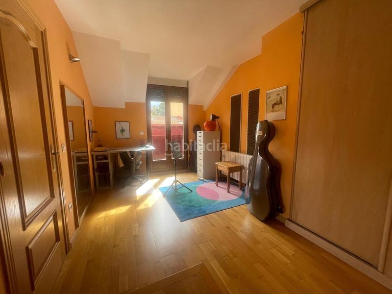Foto e01a6c4b-cab3-4d6e-99c9-4c506a8e98a3. Casa aparellada amb calefacció aparcament a San Lorenzo - San Marcos Segovia