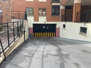 Parking coche en Ezequiel González - Conde de Sepúlveda. Plaza de garaje zona santo tomas