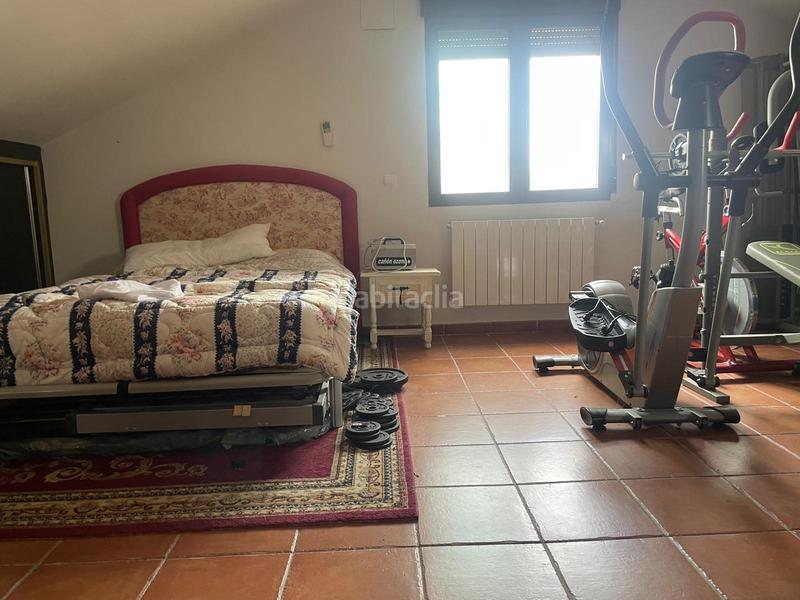 Foto 2dc19fa3-f92a-4a00-8ae4-2486efe2c18d. Towny house with heating parking in Hontanares de Eresma