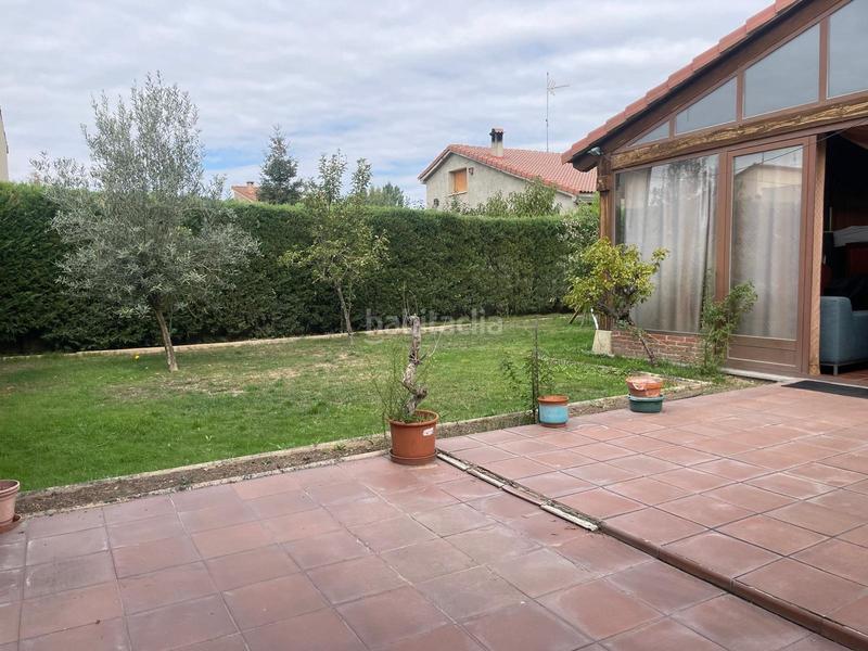 Foto 6a7490fc-8e6c-4bee-af4a-25055c37526d. Towny house with heating parking in Hontanares de Eresma