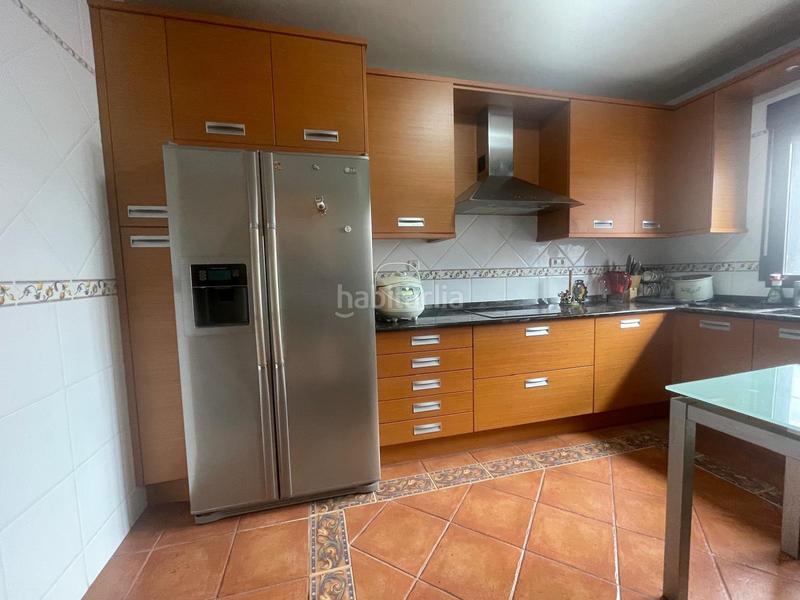 Foto ea282fce-ef53-4599-a28a-634ba9898081. Towny house with heating parking in Hontanares de Eresma