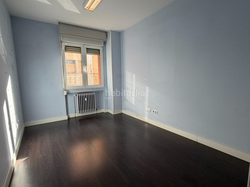 Foto 3a9778e3-2782-4fe7-b8db-951903b4ddcd. Apartament amb calefacció a Centro Segovia