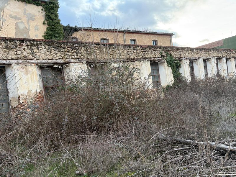 Foto de10c32a-53ea-4229-be40-7e1a789604f5. Terreny residencial a Plaza Mayor - San Agustín Segovia