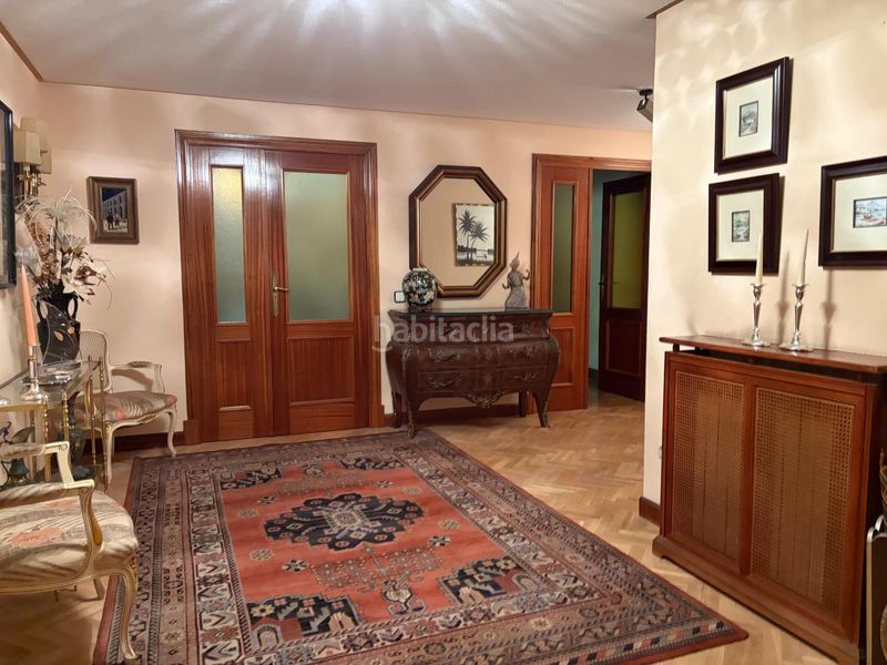 Foto 1f317df9-3311-4a2a-a6b3-ceec1dfc2d87. Rent flat with pool in Centro Segovia